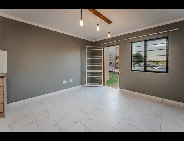 1 BEDROOM APARTMENT RENTED IN WELTEVREDEN PARK